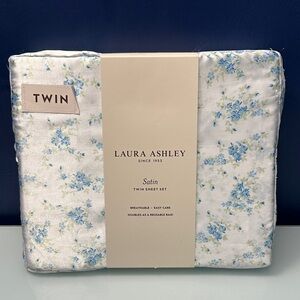 NWT Laura Ashley Satin Twin Sheet Set